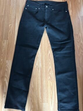 Levi's Black Slim Straight Jeans